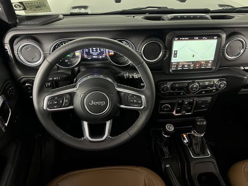 Certified 2023 Jeep Wrangler Unlimited Sahara image 14