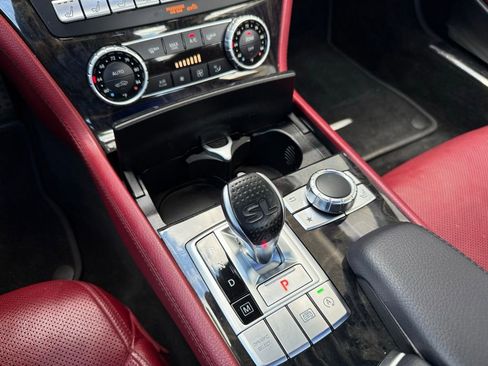 Used 2017 Mercedes-Benz SL 550 image 20