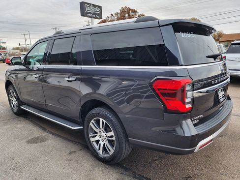 Used 2023 Ford Expedition Max Limited image 5