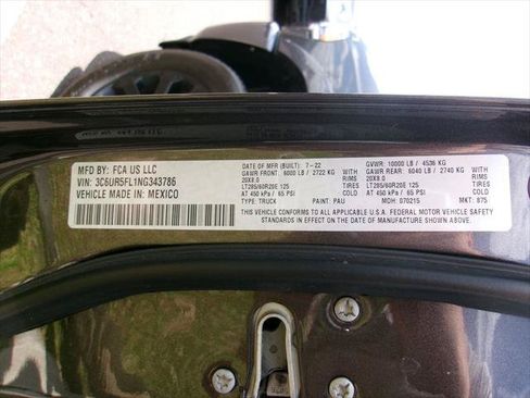 Certified 2022 RAM 2500 Laramie AWD/4WD image 17