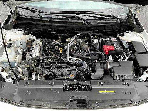 Used 2025 Nissan Altima 2.5 SV FWD image 32