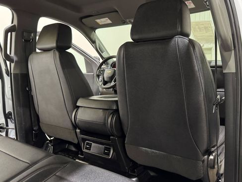 Used 2023 Chevrolet Silverado 2500 W/T w/ WT Convenience Package AWD/4WD image 17