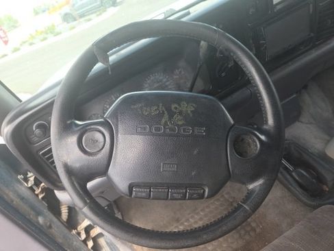 Used 1997 Dodge Ram 1500 Truck 4x4 Club Cab image 17