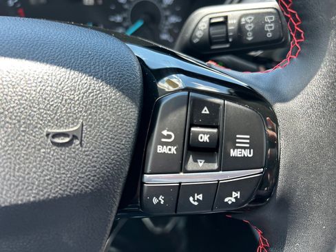 Certified 2022 Ford Escape SEL w/ SEL Stealth AWD Package image 26
