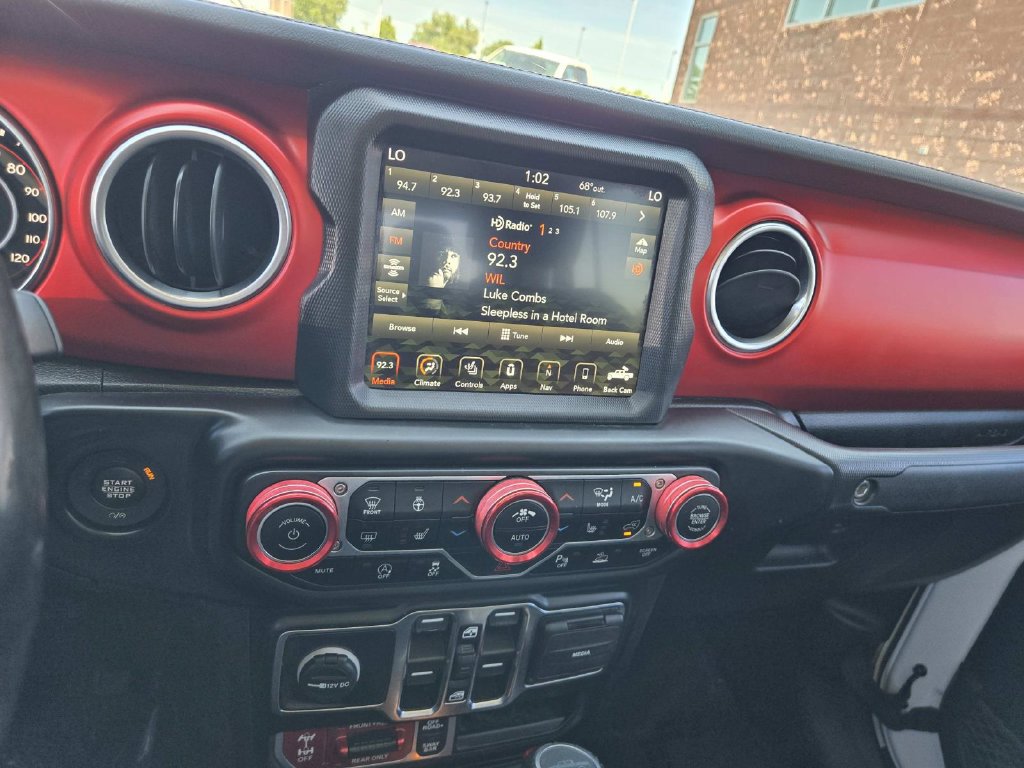 Used 2020 Jeep Gladiator Rubicon AWD/4WD image 29