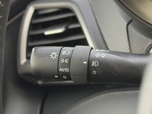 Used 2023 Subaru Forester Touring image 21