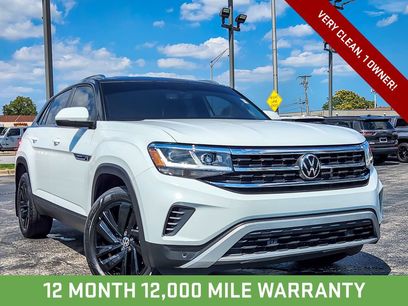 Used 2023 Volkswagen Atlas Cross Sport SE w/ Black Wheel Package