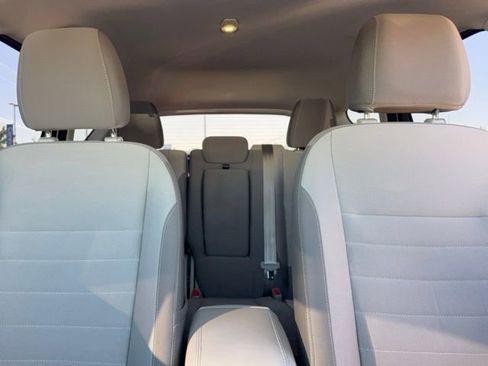 Used 2016 Ford Escape SE FWD image 30