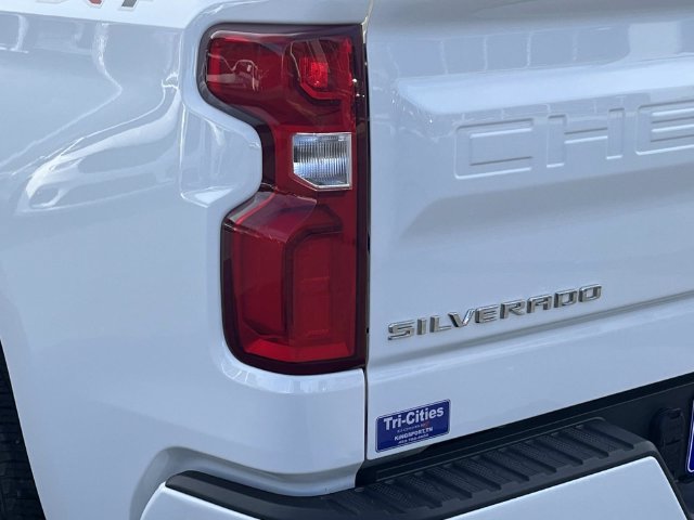 Used 2026 Chevrolet Silverado 1500 RST AWD/4WD image 5