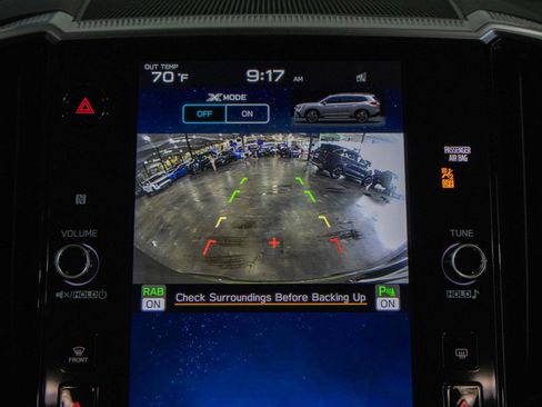 Used 2025 Subaru Ascent Premium AWD/4WD image 6