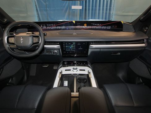 New 2025 Lincoln Navigator Reserve w/ Jet Appearance Package image 29