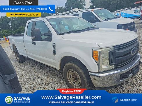 Used 2017 Ford F250 XL w/ Power Equipment Group RWD image 5