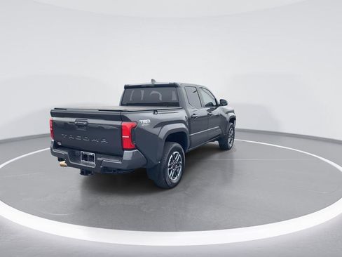 Used 2024 Toyota Tacoma TRD Sport image 8