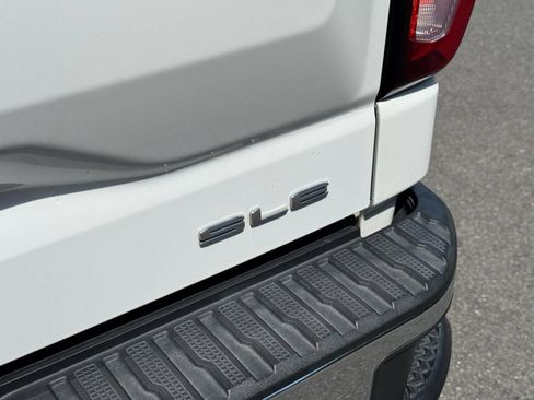 Used 2021 GMC Sierra 1500 SLE AWD/4WD image 11