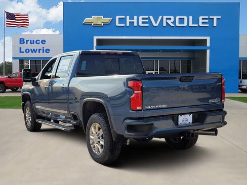 New 2026 Chevrolet Silverado 2500 High Country w/ Technology Package AWD/4WD image 3