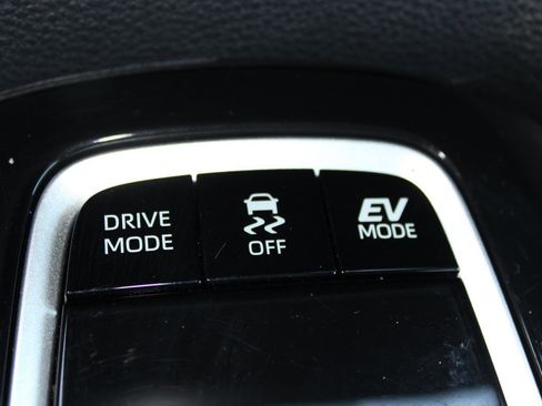 Certified 2024 Toyota Corolla LE image 21