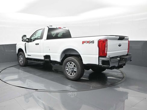 New 2025 Ford F250 XLT image 5