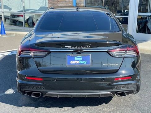 Used 2021 Maserati Quattroporte Trofeo image 14