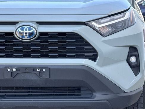 Used 2023 Toyota RAV4 XLE Premium image 9