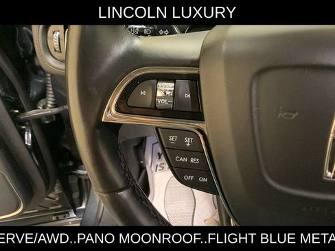Used 2023 Lincoln Nautilus Reserve AWD/4WD image 35