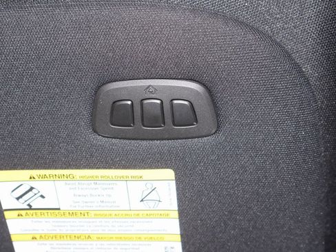 Certified 2022 Ford F250 Platinum w/ FX4 Off-Road Package image 39