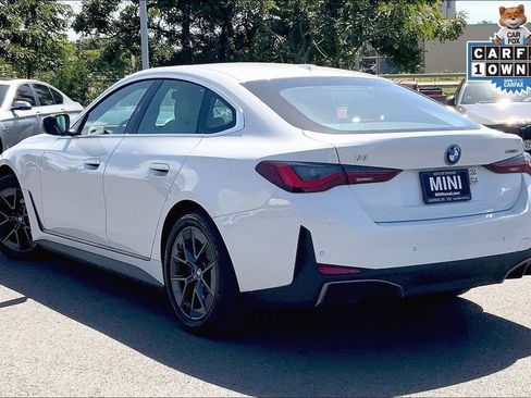 Used 2023 BMW i4 eDrive35 image 11