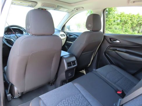 Certified 2023 Chevrolet Equinox LT AWD/4WD image 26