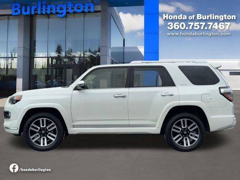 Used 2020 Toyota 4Runner Limited AWD/4WD image 3