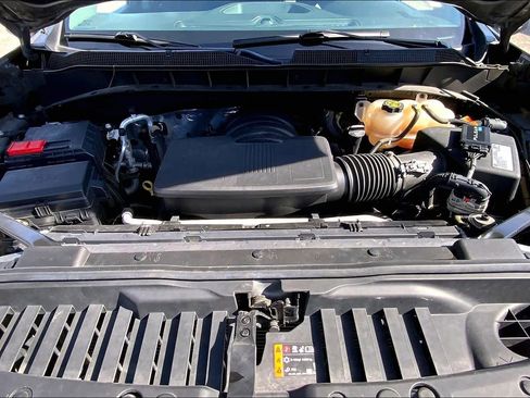 Used 2021 Chevrolet Silverado 1500 LT image 32