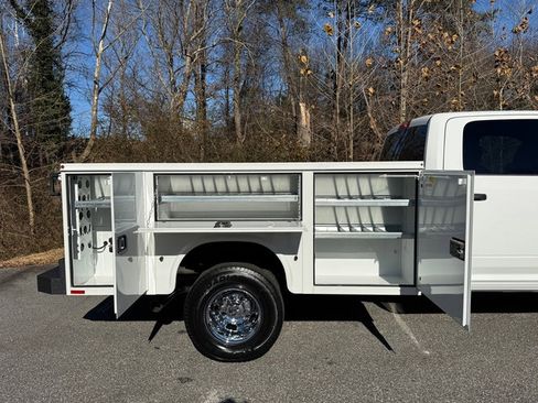 New 2026 RAM 3500 Tradesman w/ Chrome Appearance Group A image 7