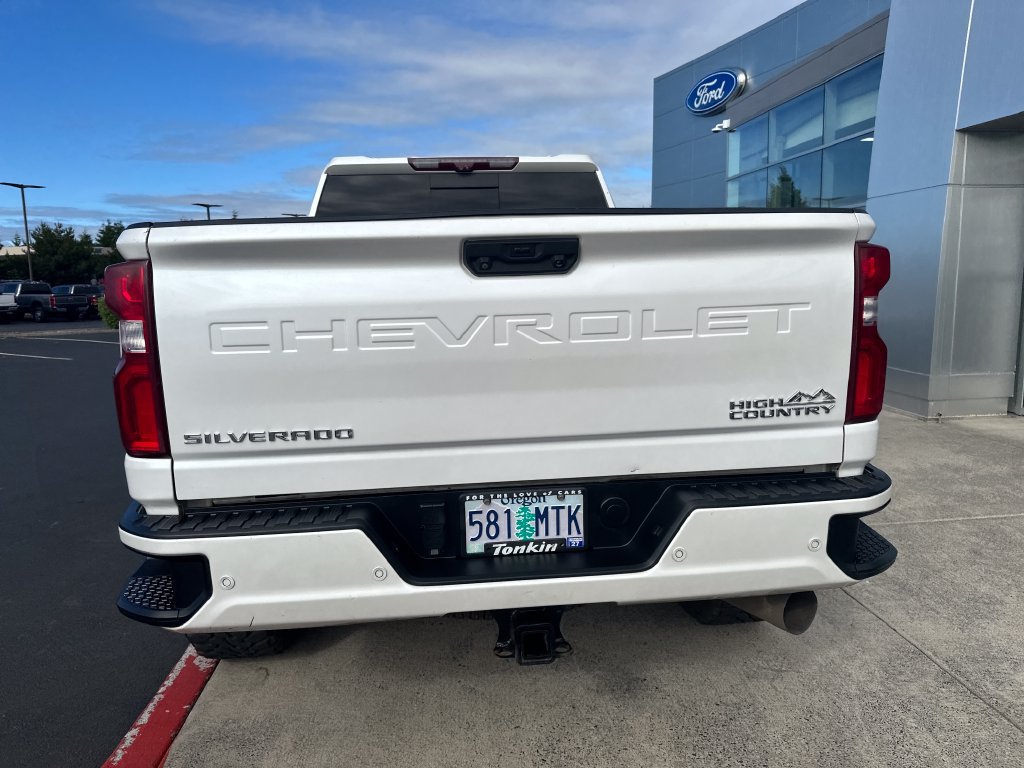Used 2020 Chevrolet Silverado 2500 High Country w/ Z71 Off-Road Package AWD/4WD image 3