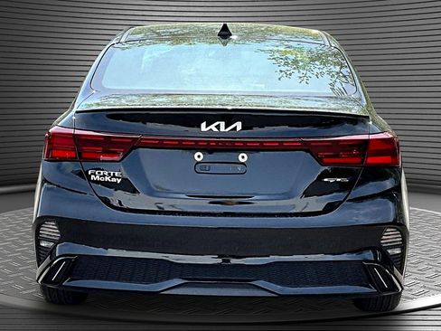 Used 2024 Kia Forte GT-Line w/ GT-Line Premium Package FWD image 5