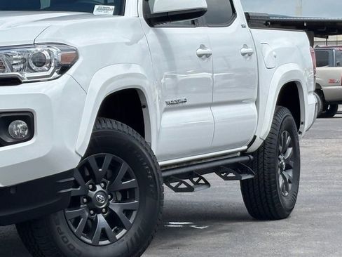 Used 2023 Toyota Tacoma SR5 RWD image 3