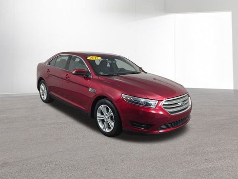 Used 2017 Ford Taurus SEL image 11
