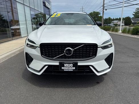 Certified 2025 Volvo XC60 B5 Plus AWD/4WD image 7