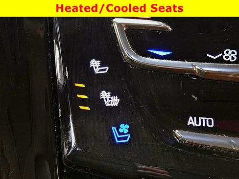 Used 2020 Cadillac Escalade ESV Premium Luxury image 33