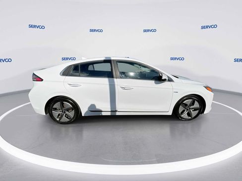 Used 2020 Hyundai Ioniq Limited FWD image 9