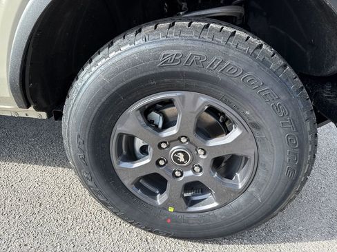 New 2025 Ford Bronco Big Bend image 10