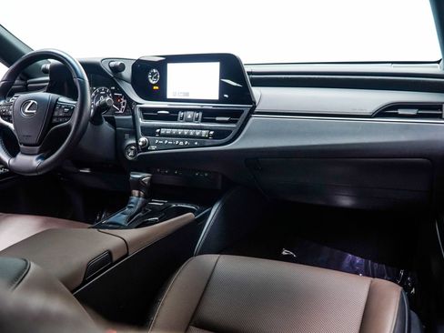 Used 2025 Lexus ES 350 w/ Premium Package FWD image 19