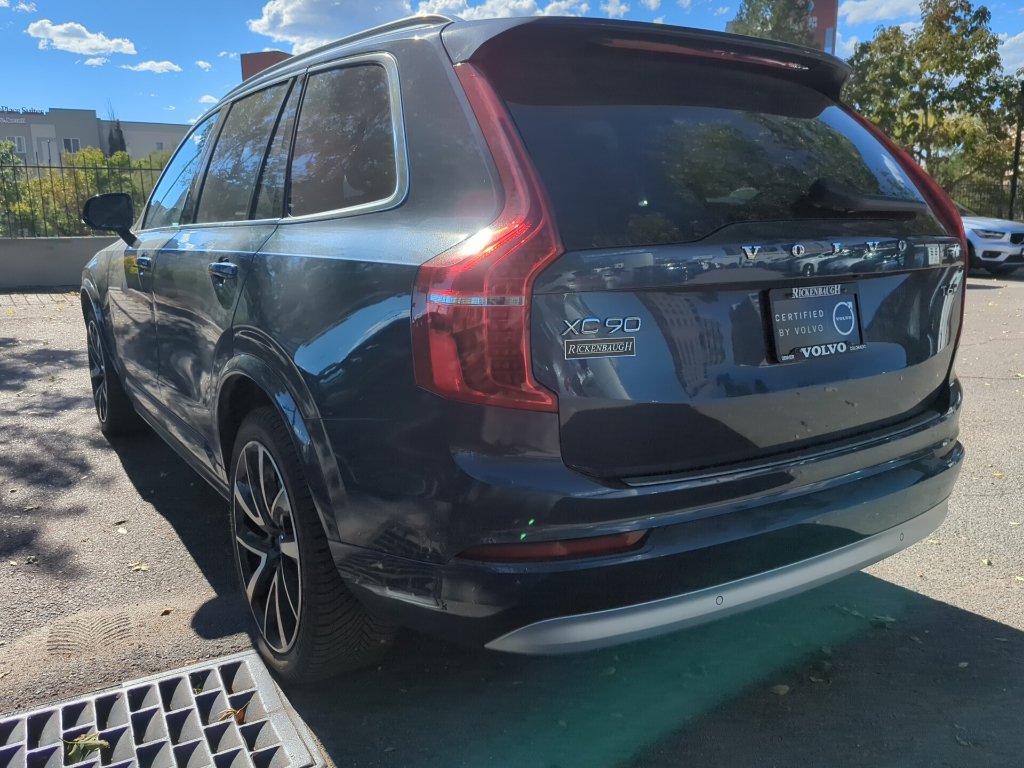 Used 2022 Volvo XC90 T6 Momentum w/ Advanced Package AWD/4WD image 5