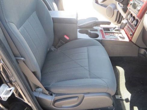 Used 2012 Jeep Liberty Sport image 21