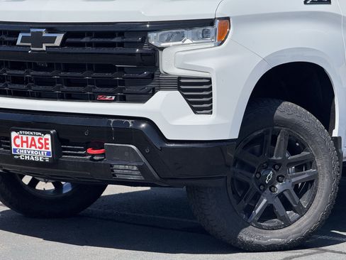 New 2026 Chevrolet Silverado 1500 LT Trail Boss AWD/4WD image 3