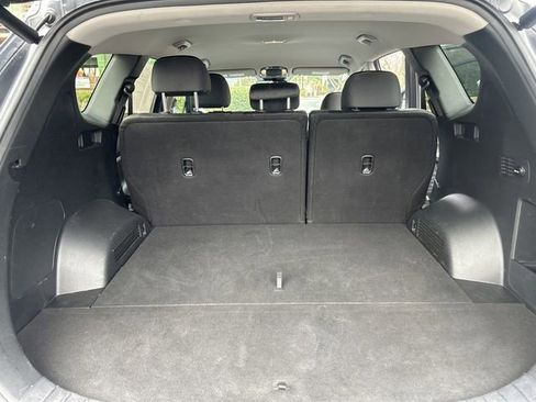 Used 2023 Hyundai Santa Fe SEL image 15