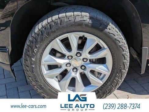 Used 2019 Chevrolet Silverado 1500 Custom w/ Custom Value Package image 9