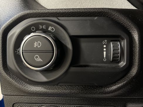 Used 2024 Jeep Gladiator Sport image 19