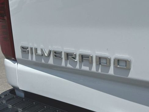 Used 2025 Chevrolet Silverado 2500 LT w/ Convenience Package AWD/4WD image 32