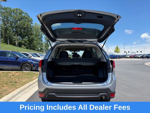 Certified 2023 Subaru Forester Premium AWD/4WD image 11