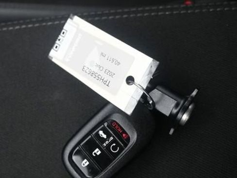 Used 2023 Honda Civic Sport image 9