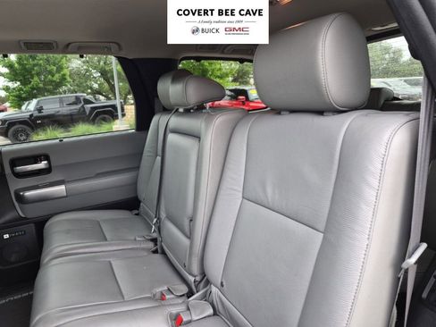 Used 2020 Toyota Sequoia Limited w/ Safety & Convenience Package image 20