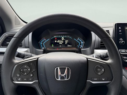 Used 2019 Honda Odyssey EX image 18